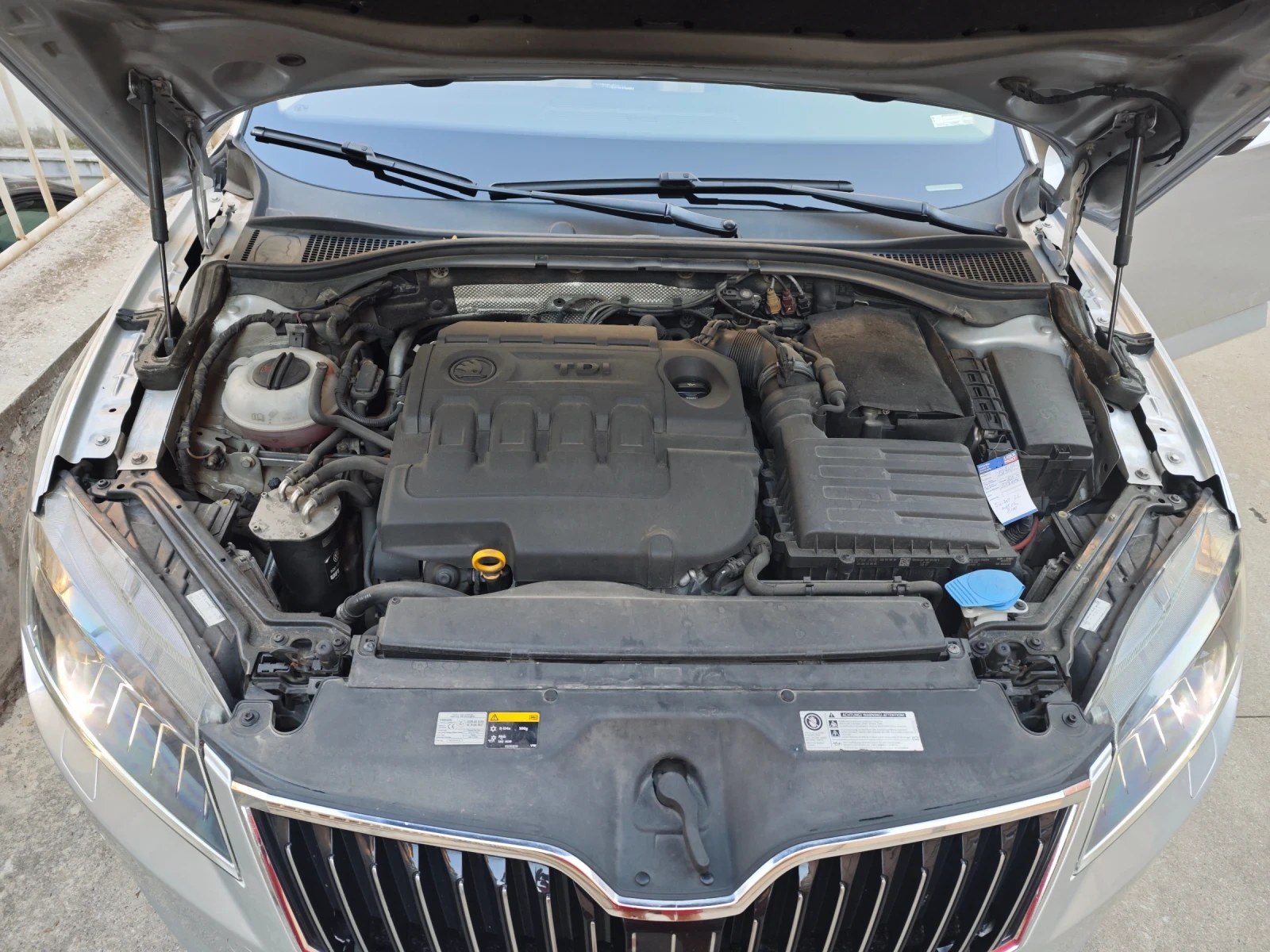 Skoda Superb L&K 2.0TDI, DCC, 190, 4x4, панорама, печка, обдухв | Mobile.bg — изображение 17