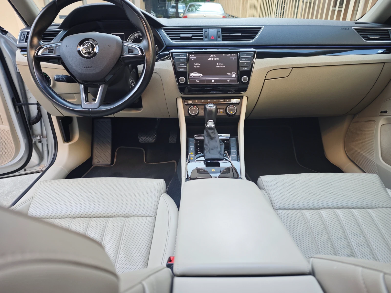 Skoda Superb L&K 2.0TDI, DCC, 190, 4x4, панорама, печка, обдухв | Mobile.bg — изображение 12