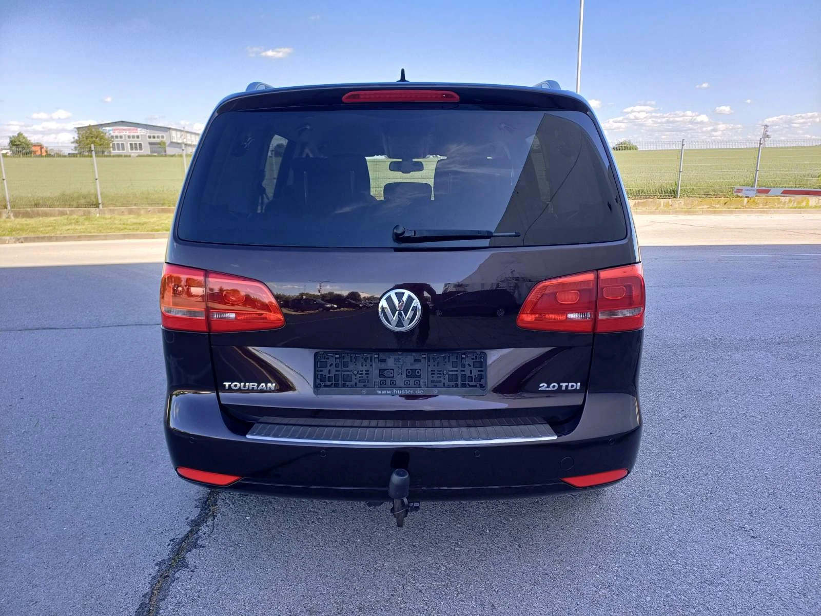 VW Touran LIFE 2.0 TDI 7 места - изображение 5