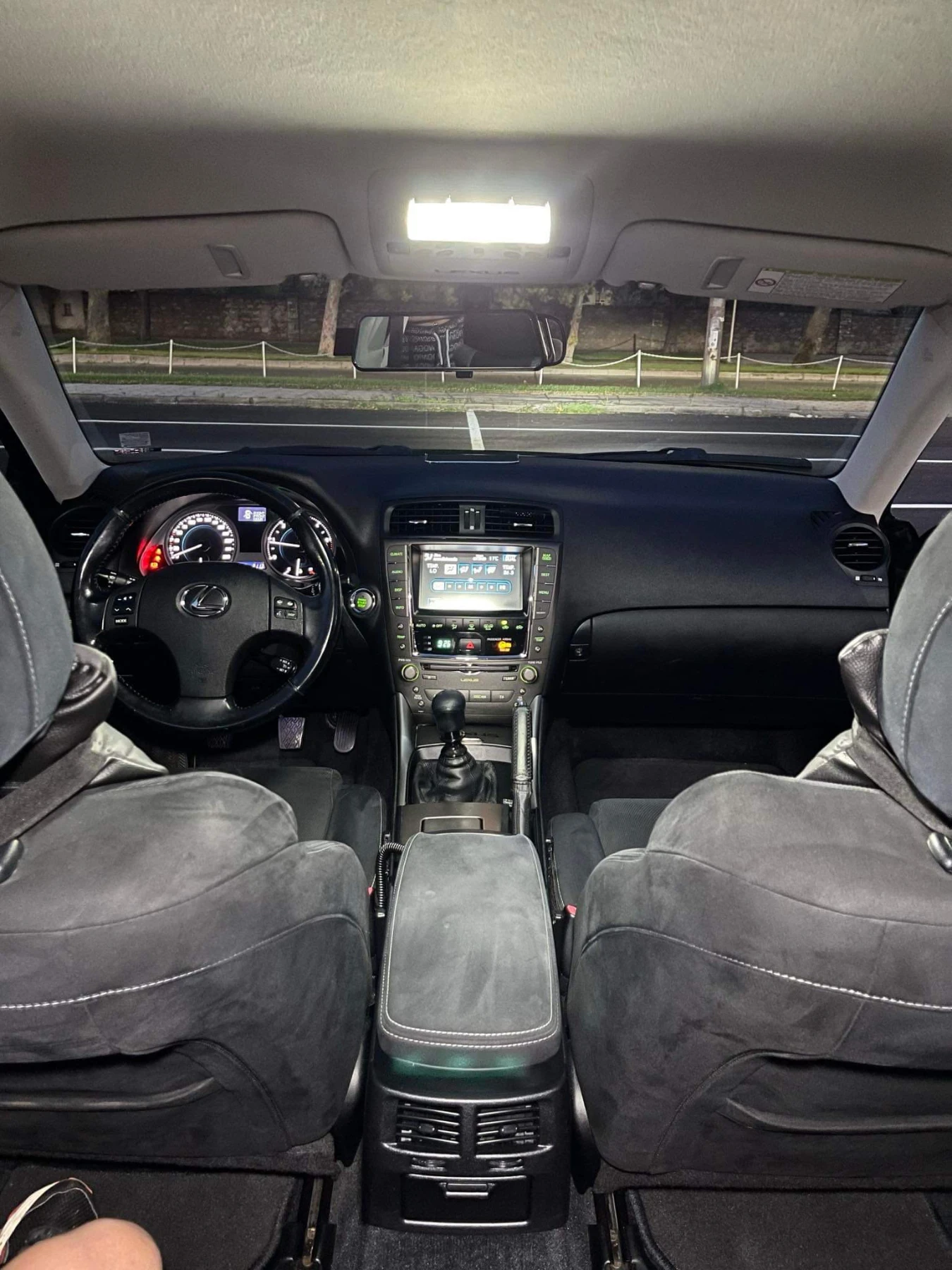 Lexus IS 220d 2.2 | Mobile.bg   13