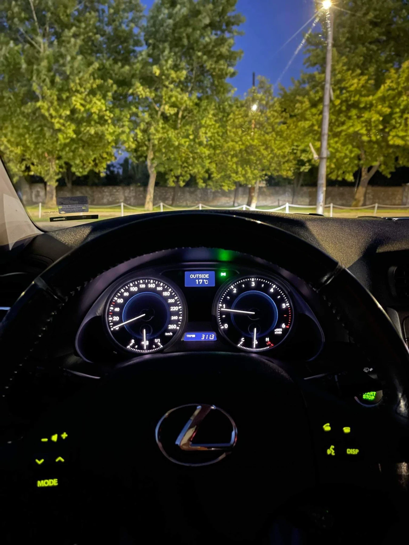 Lexus IS 220d 2.2 | Mobile.bg   11