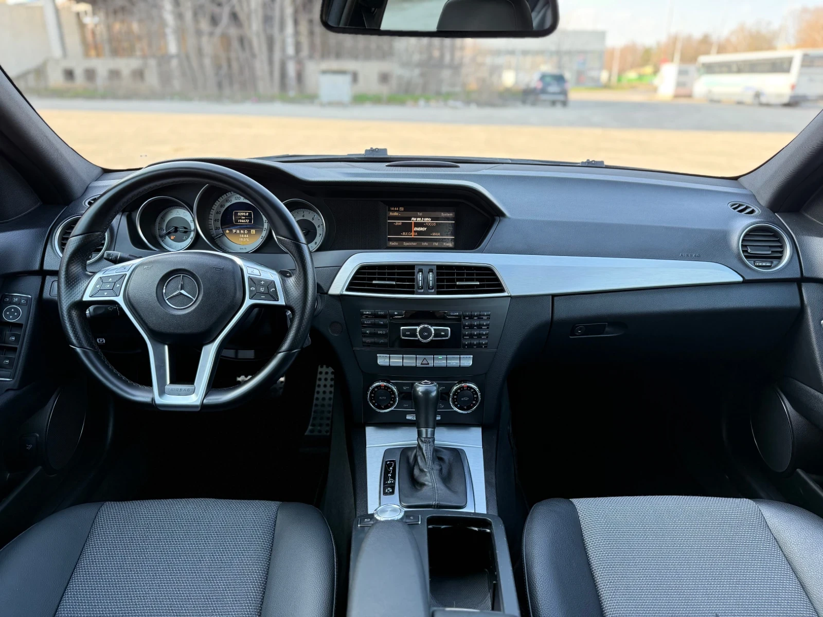 Mercedes-Benz C 200 i / AMG / AUTOMATIC, снимка 8 - Автомобили и джипове - 53988283