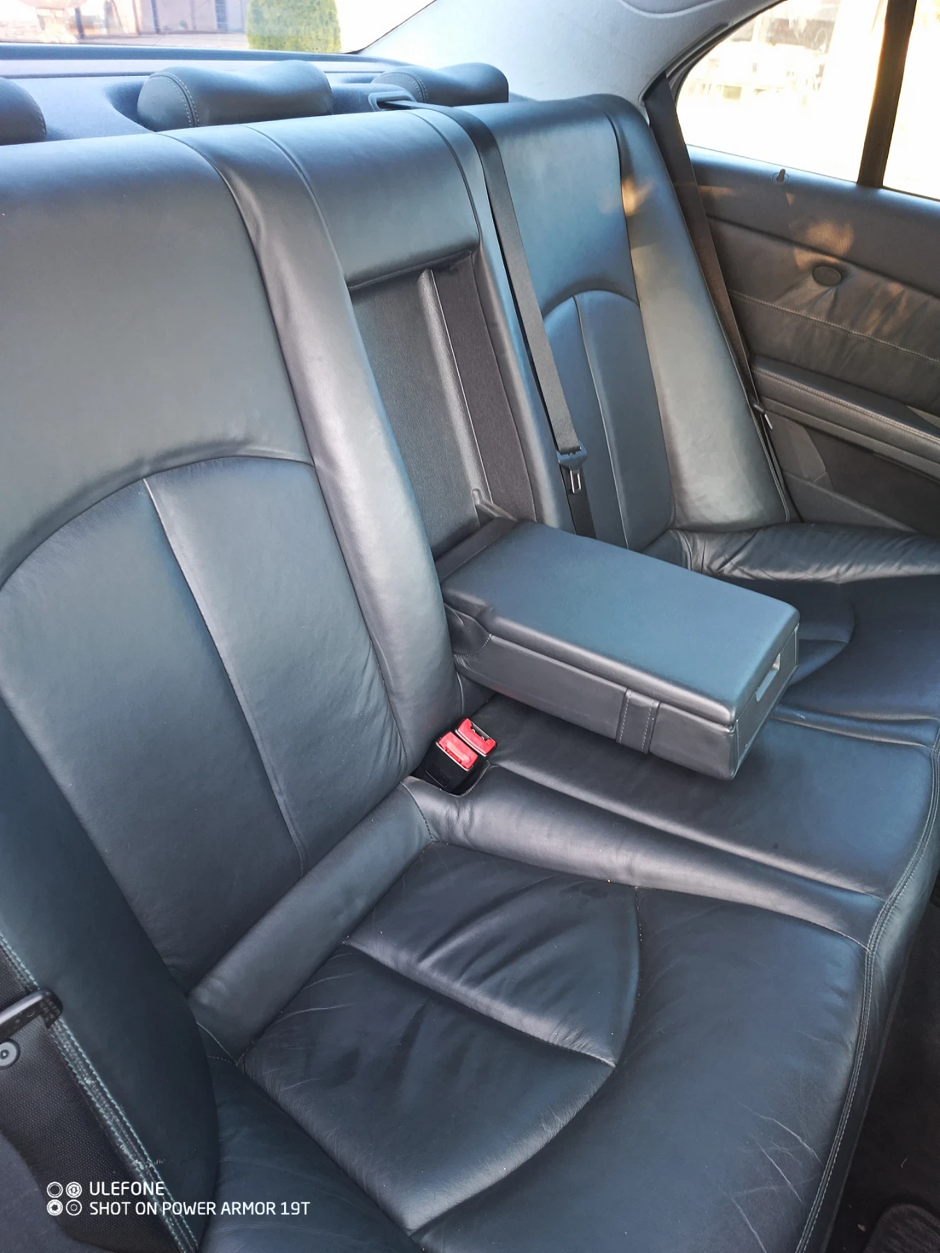 Mercedes-Benz E 320, снимка 13 - Автомобили и джипове - 54292842