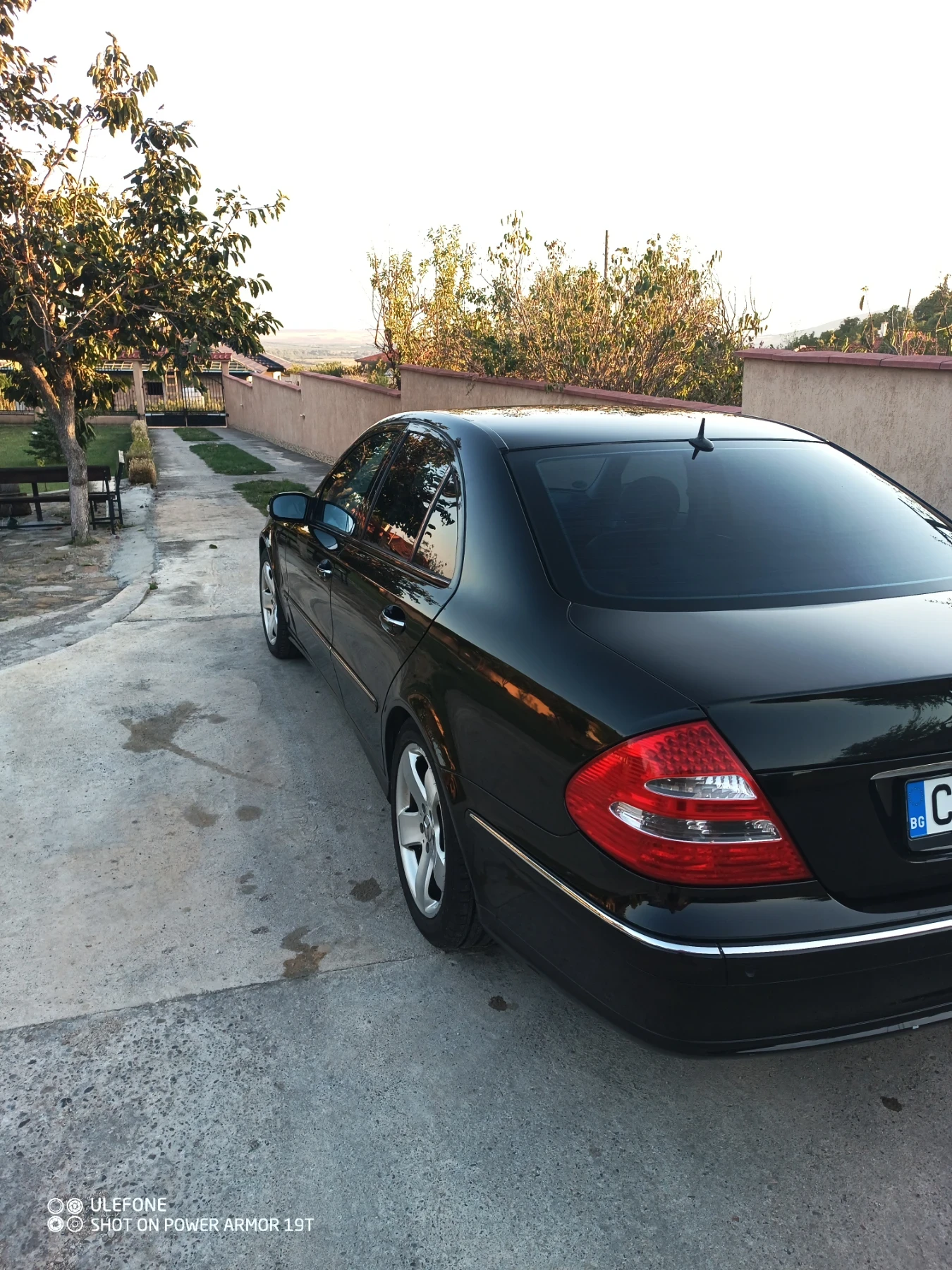 Mercedes-Benz E 320, снимка 12 - Автомобили и джипове - 54292842