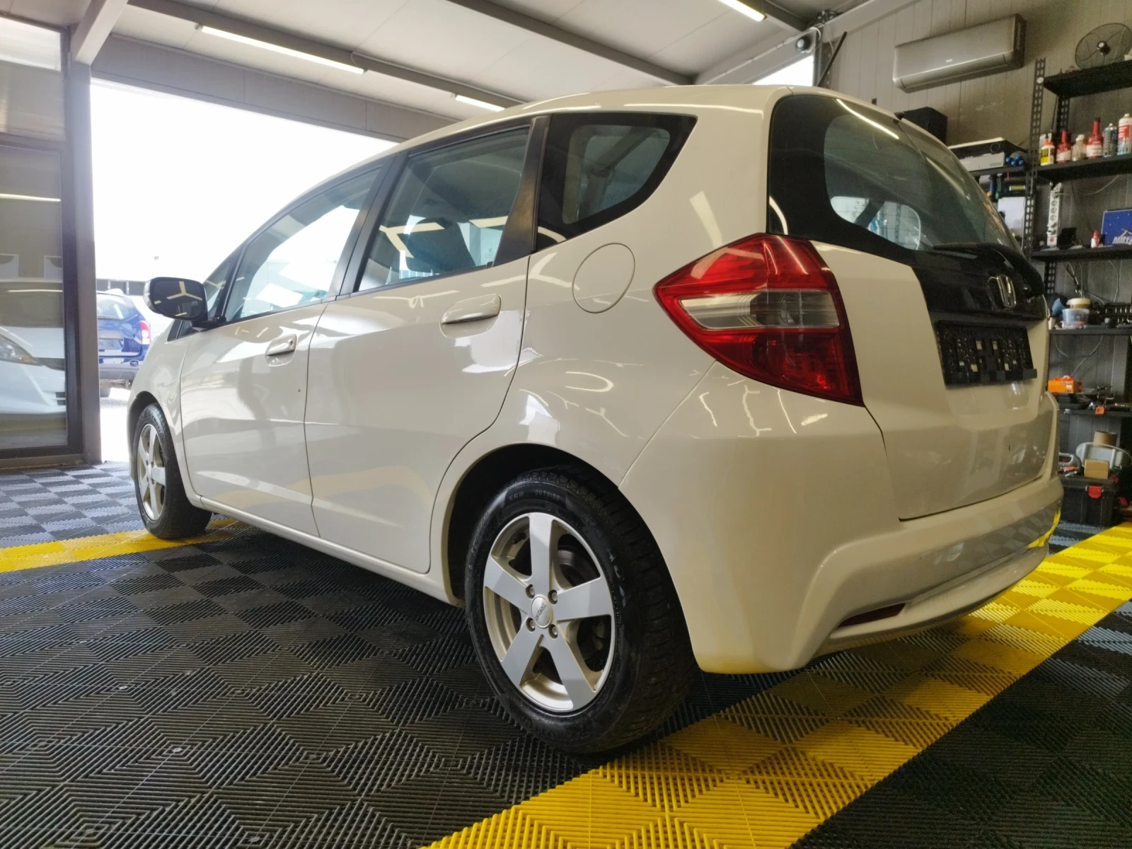 Honda Jazz 1.339  99kc. euro 5B, снимка 5 - Автомобили и джипове - 54502008