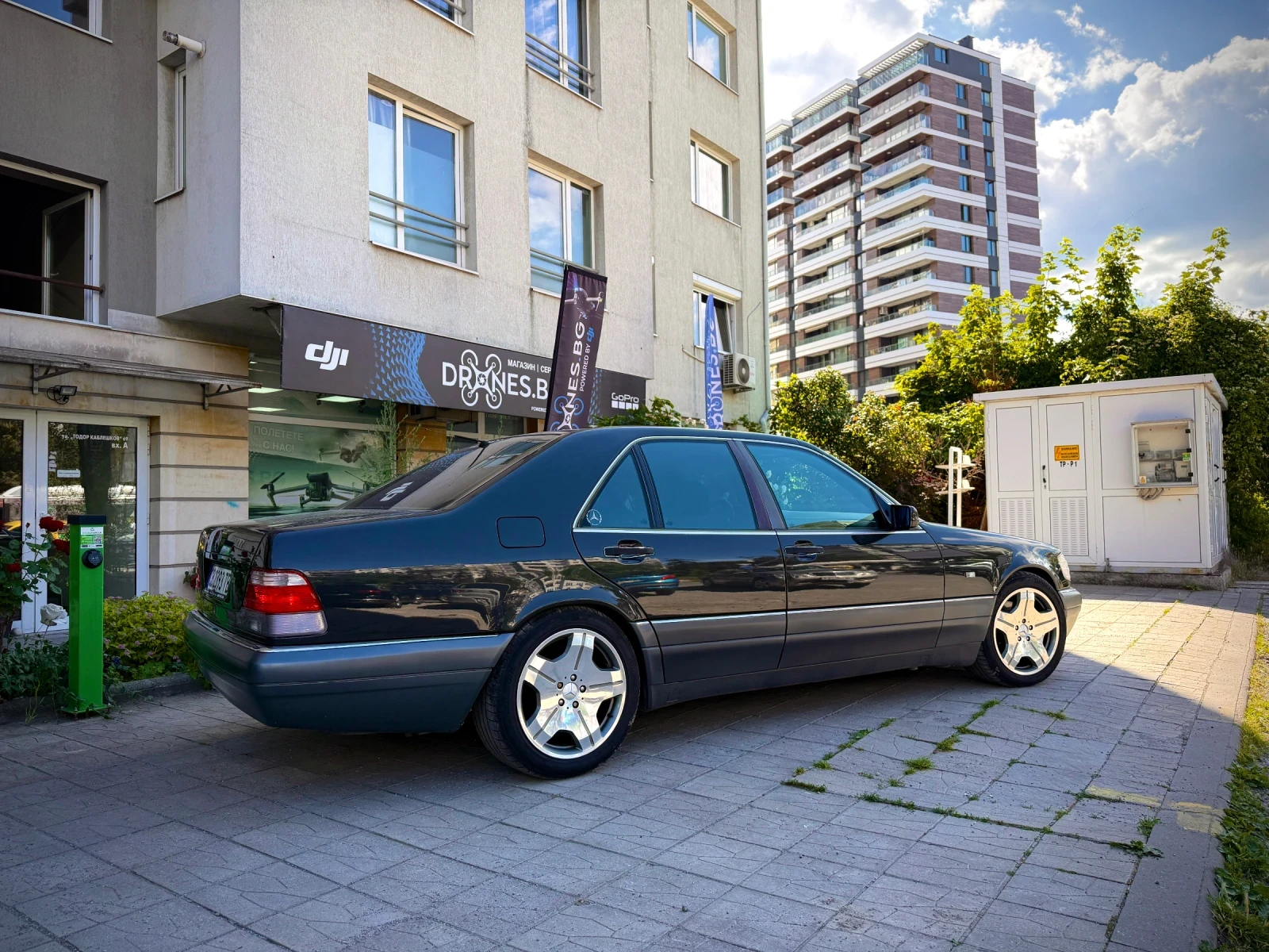 Mercedes-Benz S 320, снимка 14 - Автомобили и джипове - 54965981