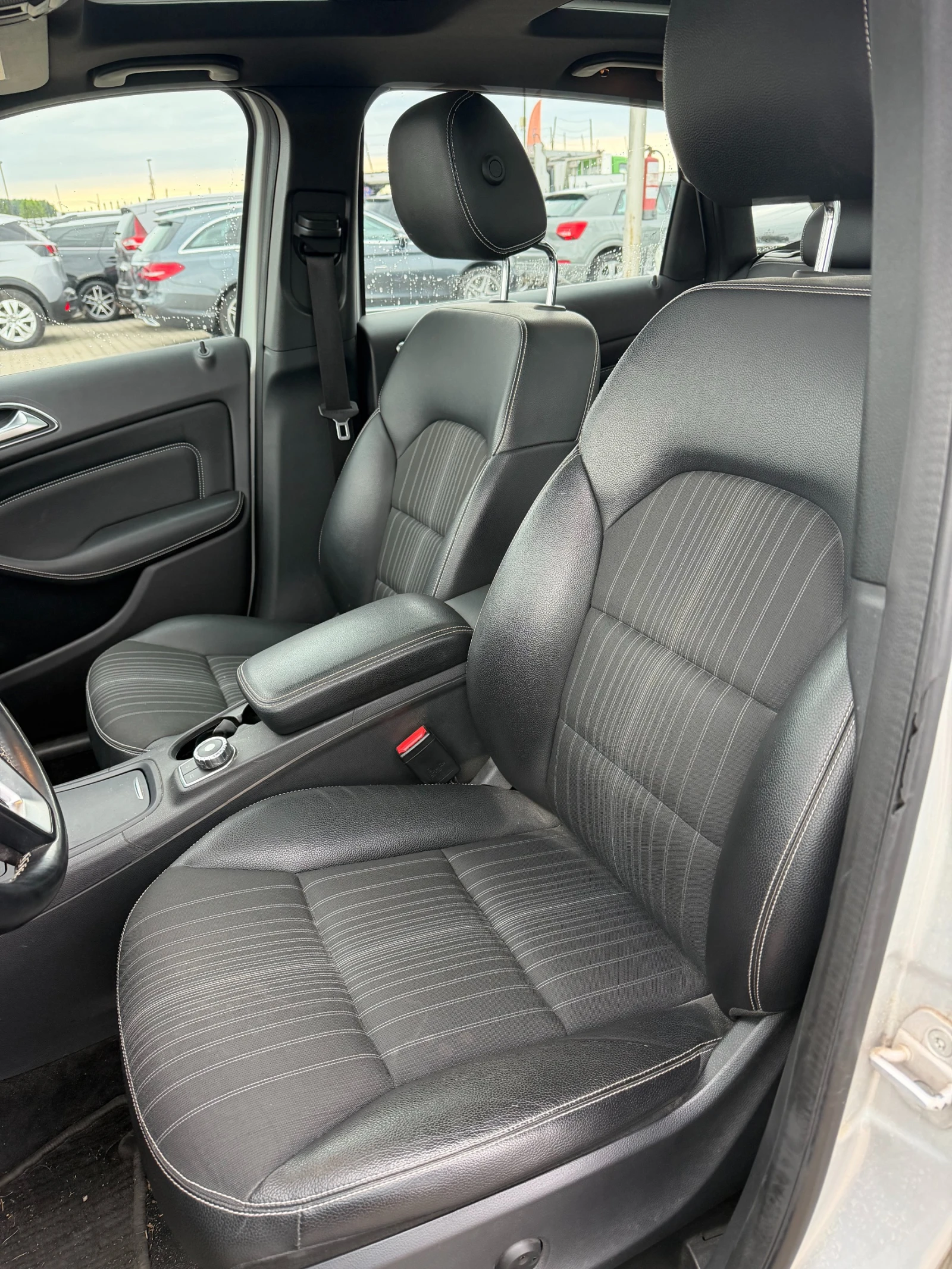 Mercedes-Benz B 200 CDI AVTOMAT/NAVI/KAMERA/PANORAMA/KOJA , снимка 12 - Автомобили и джипове - 55407418