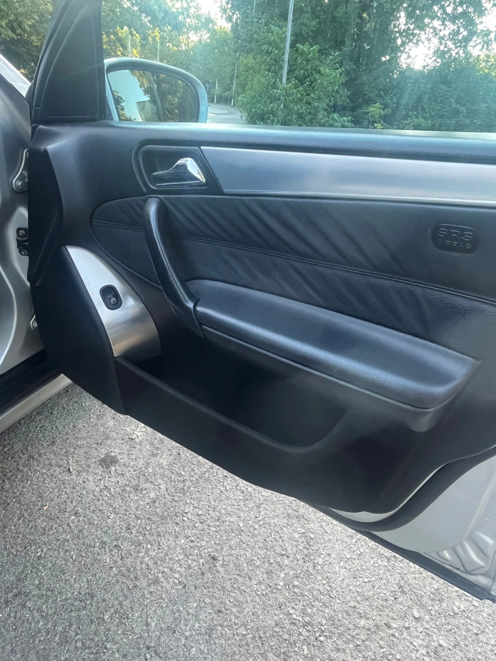 Mercedes-Benz C 220 C220, снимка 10 - Автомобили и джипове - 55730324