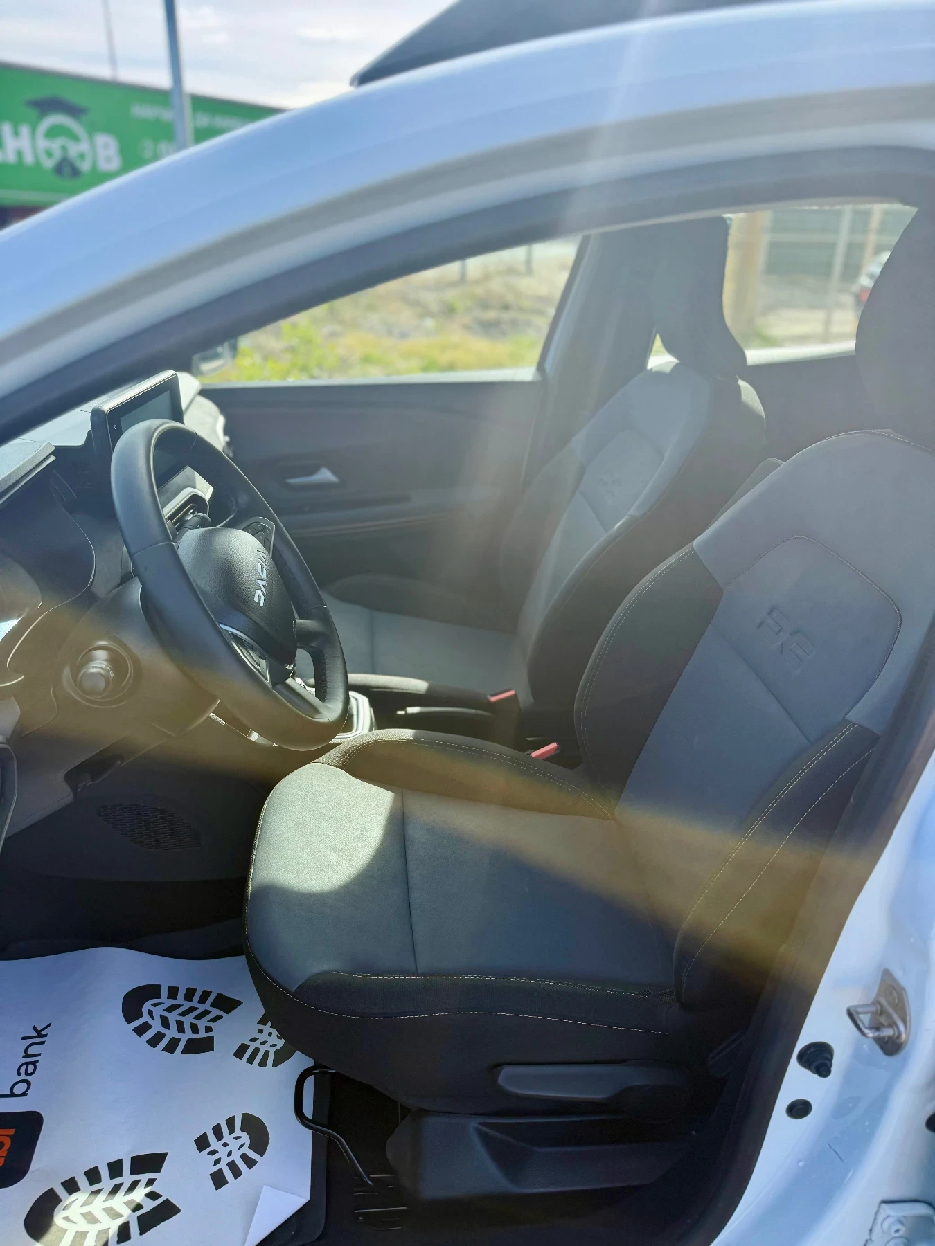 Dacia Sandero 1.0TCE Stepway Expression  газ/бензин, снимка 8 - Автомобили и джипове - 56704972