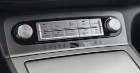 Hyundai Kona 42kw GERMANY Термопомпа, снимка 17