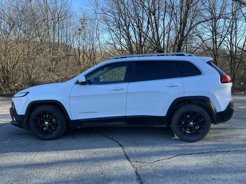 Jeep Cherokee 2.0 мултиджет+ 2 140к.с., снимка 3 - Автомобили и джипове - 44069701