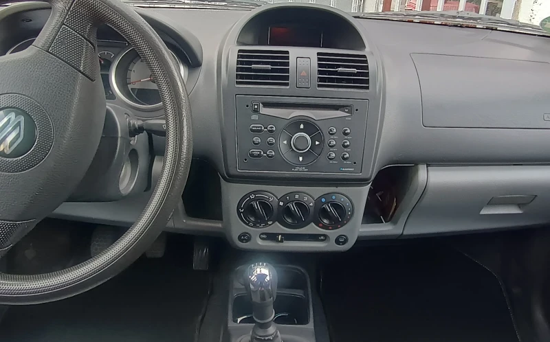 Suzuki Ignis, снимка 9 - Автомобили и джипове - 47206129