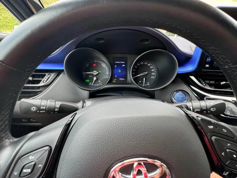 Toyota C-HR, снимка 12 - Автомобили и джипове - 47226526