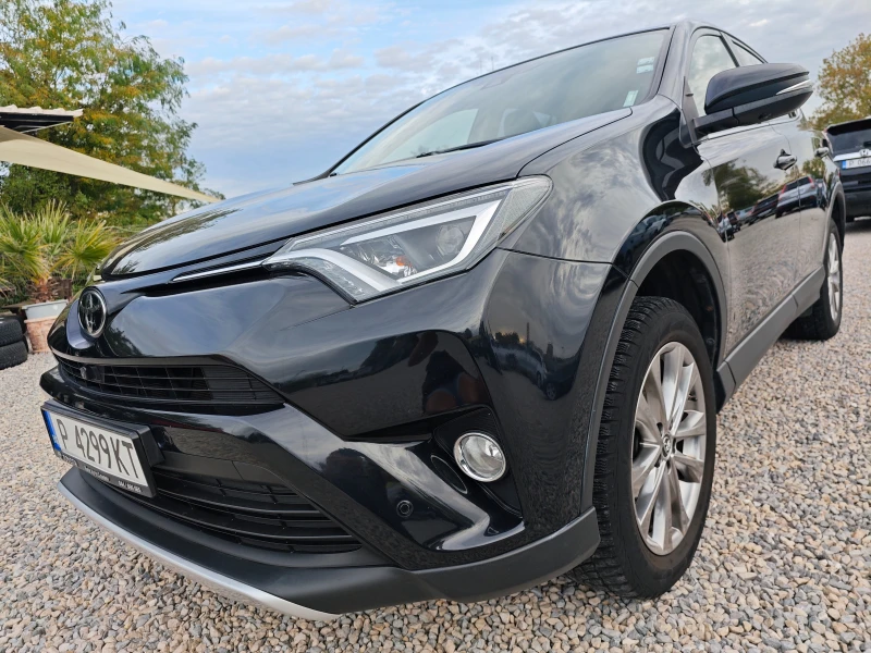 Toyota Rav4 DISTRONIC/360KAM/KEYLES/EXECUT/МЪРТВИ ЗОНИ/NAV/DVD, снимка 2 - Автомобили и джипове - 47557060