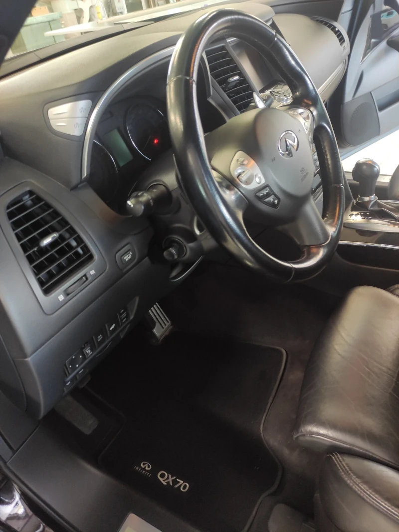 Infiniti Fx 30, снимка 14 - Автомобили и джипове - 52028787