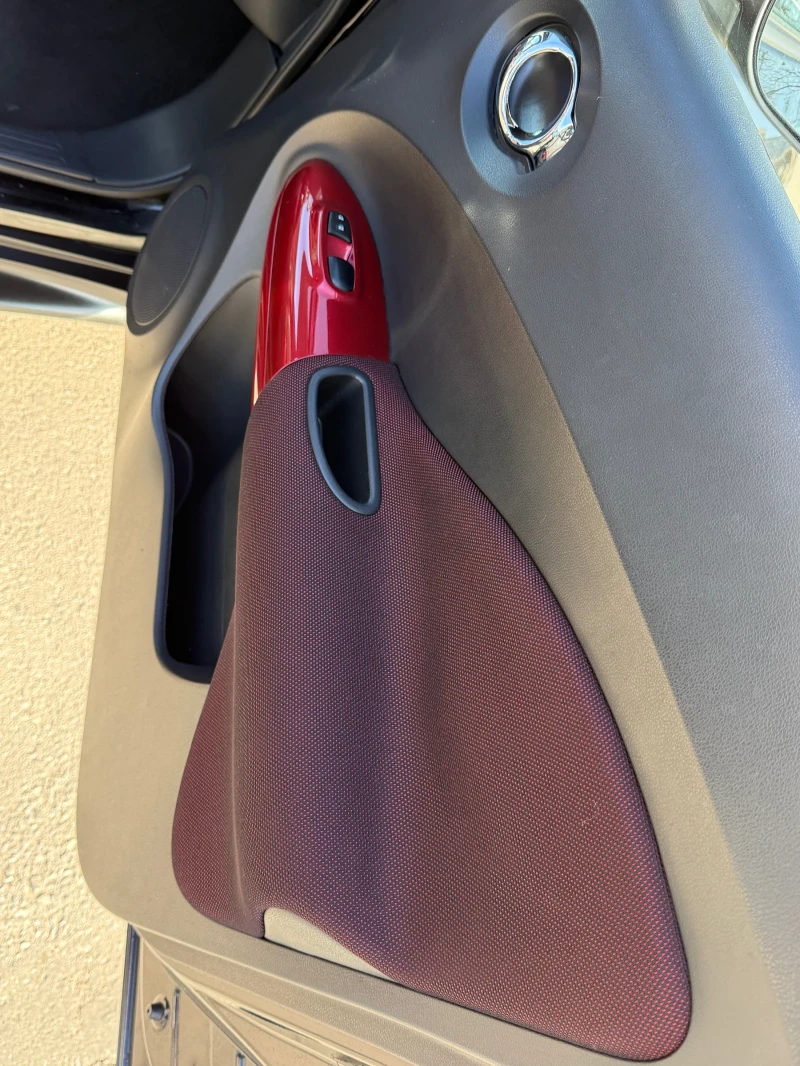 Nissan Juke 1.6, 117кс, Автоматик, камера, снимка 12 - Автомобили и джипове - 52865691