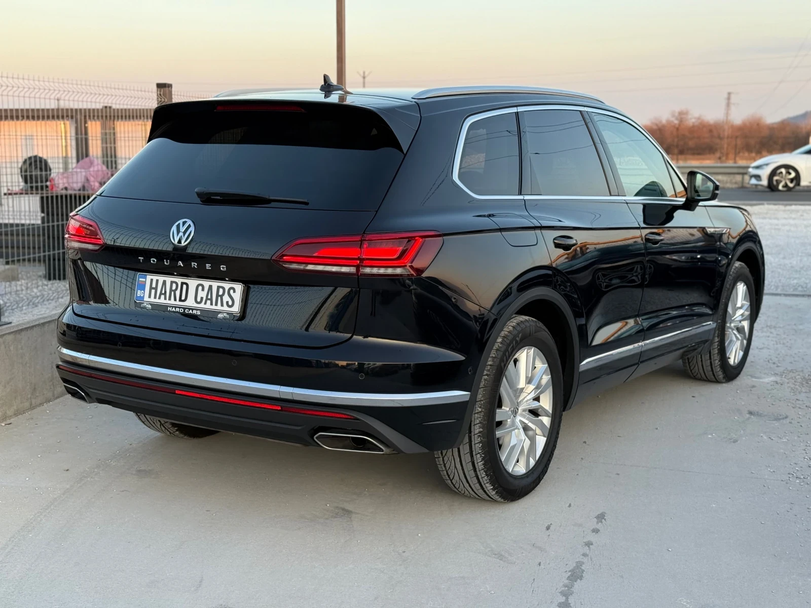 VW Touareg 3.0D* 2020г* 56.000КМ* НОВ*  - изображение 4