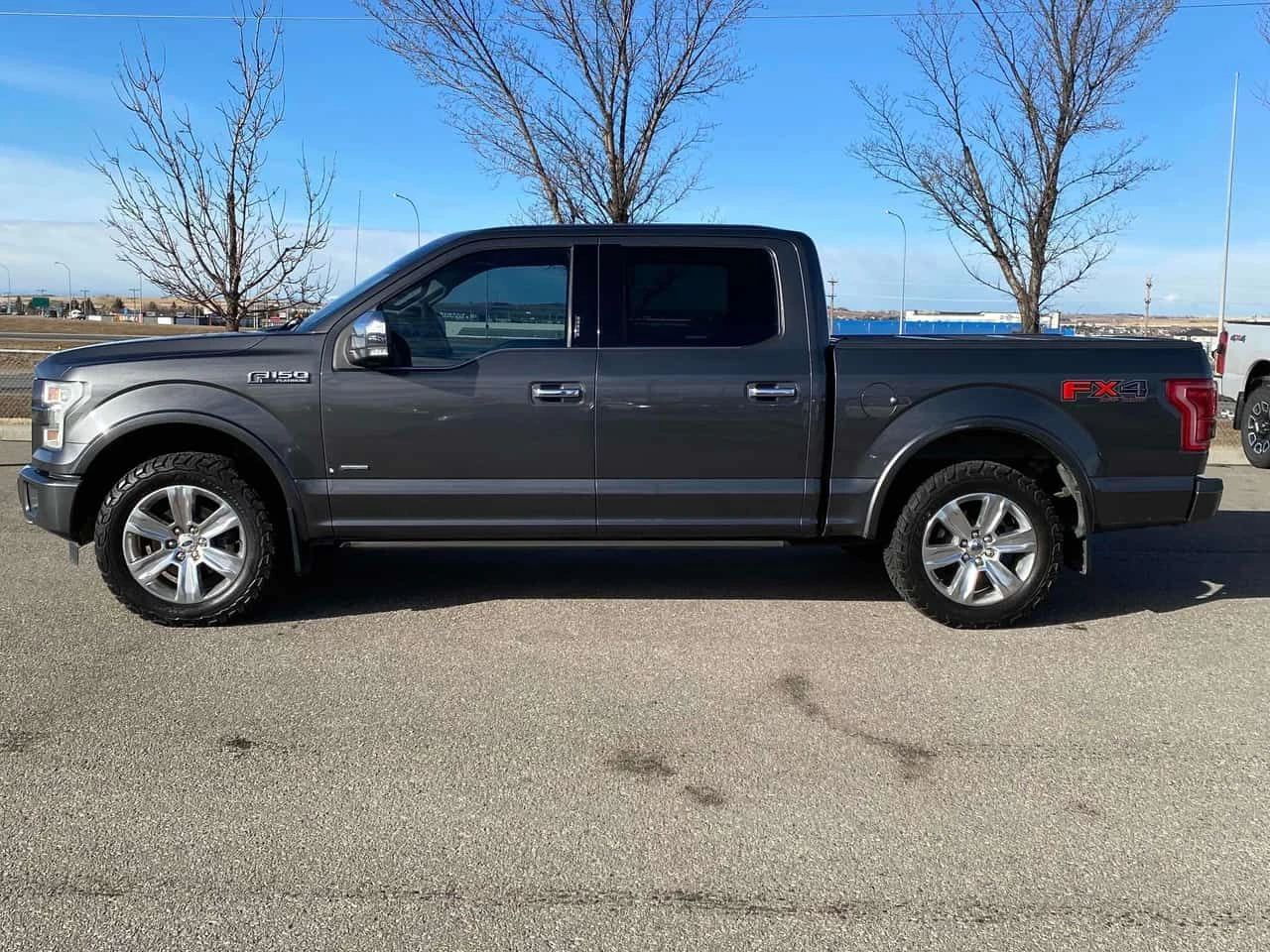 Ford F150 * 4WD SuperCrew 145" * 2 КЛЮЧА* PANO* KEYLESS*, снимка 2 - Автомобили и джипове - 54145788