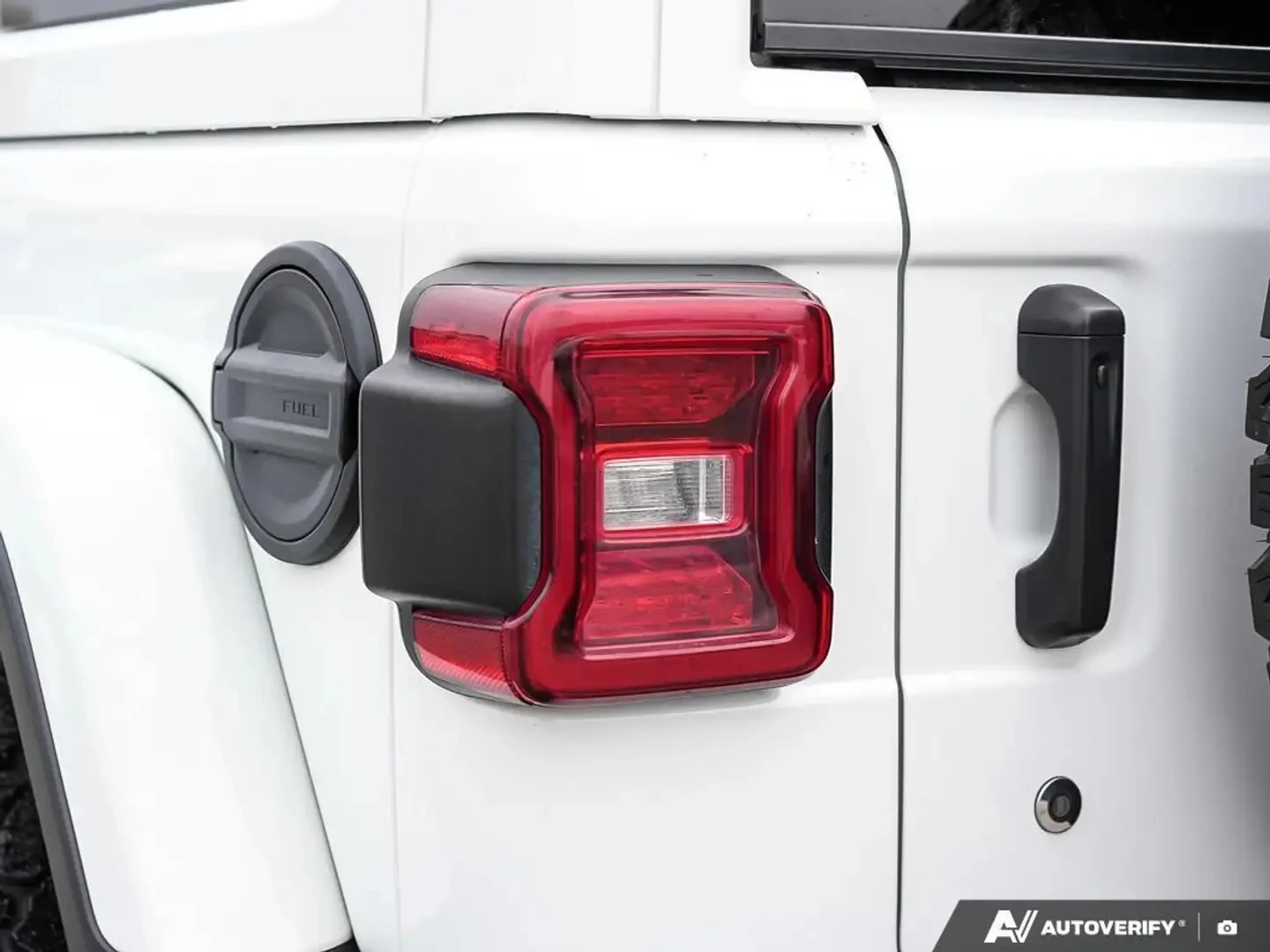 Jeep Wrangler Unlimited RUBICON | 4X4 | NAV | HTD STS | HARD TOP | Mobile.bg � ����������� 7