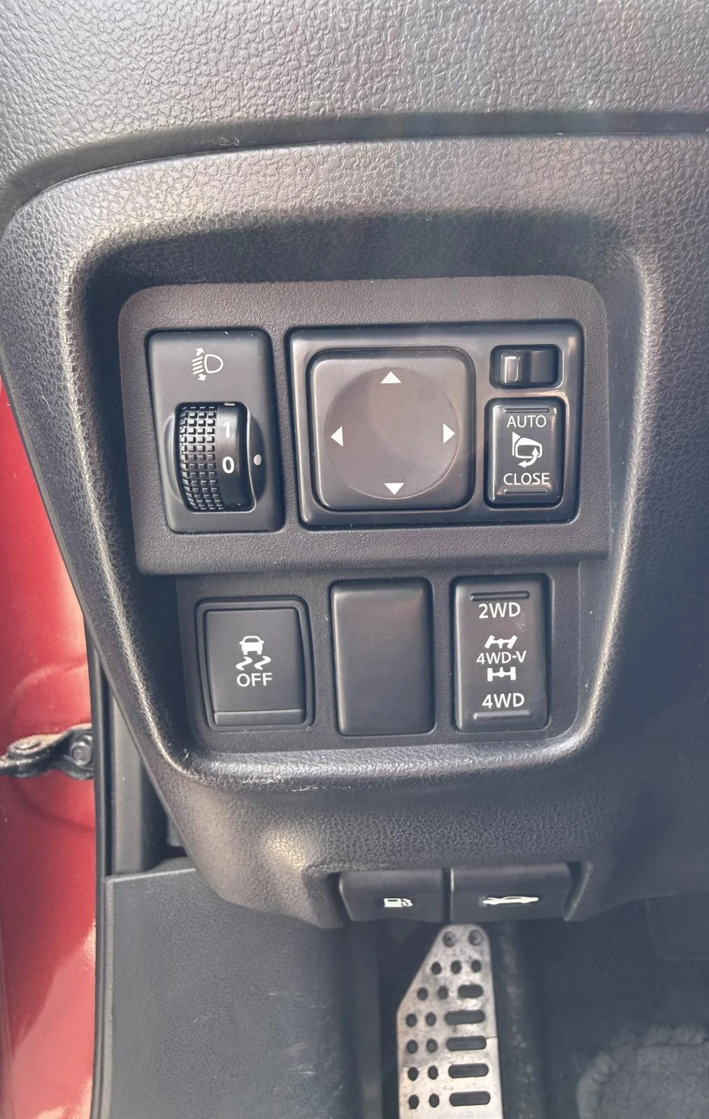 Nissan Juke 1.6 DIG-T 4x4 Automatic, снимка 14 - Автомобили и джипове - 54609252