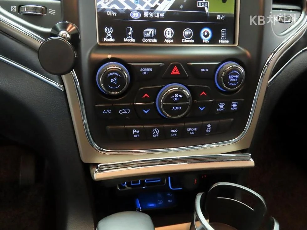Jeep Grand cherokee 3.6 Limited, снимка 7 - Автомобили и джипове - 54763644