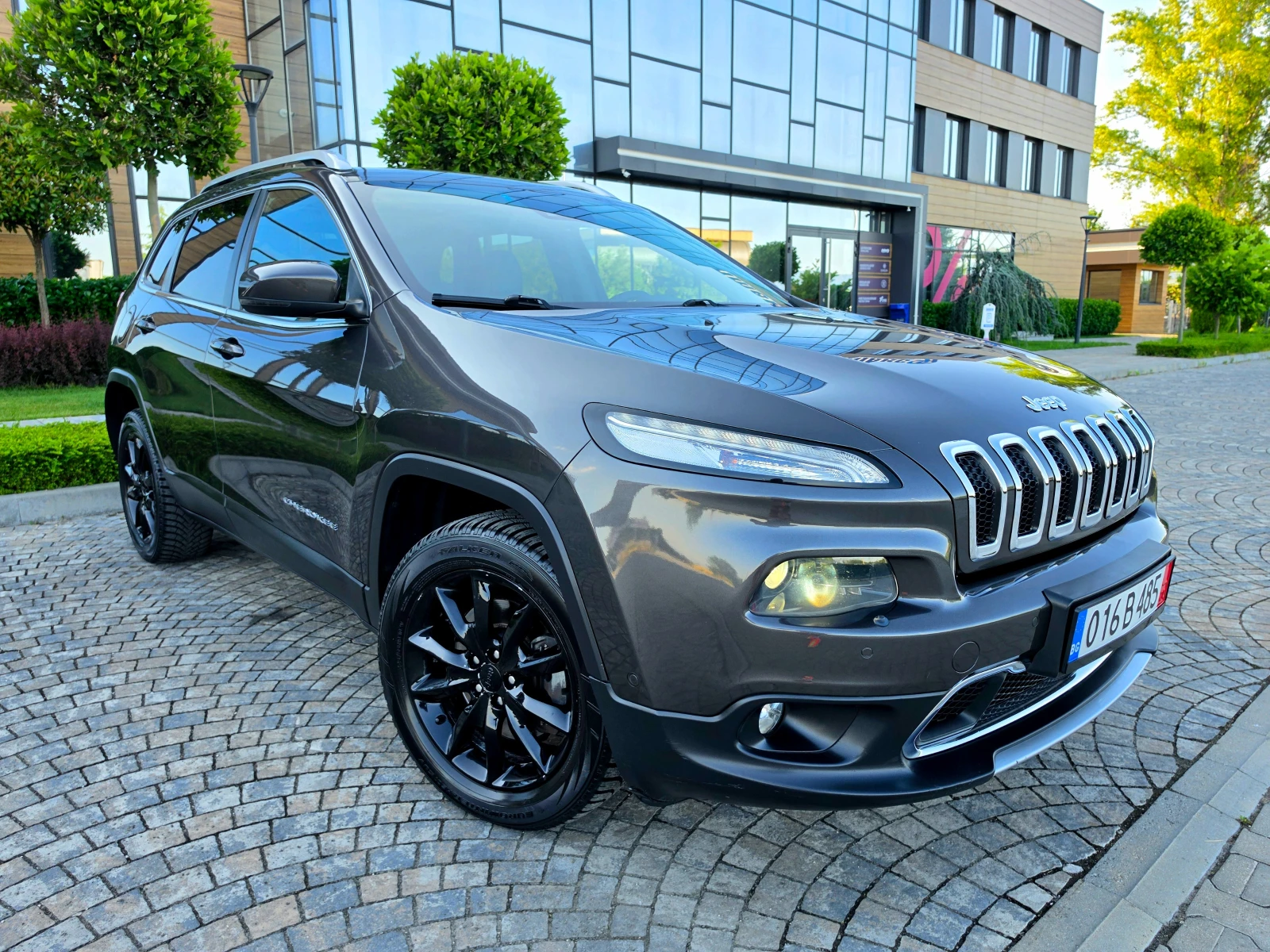 Jeep Cherokee 2.0* MULTI-JET* 4×4* LIMITED* FULL* TOP* , снимка 3 - Автомобили и джипове - 54976583