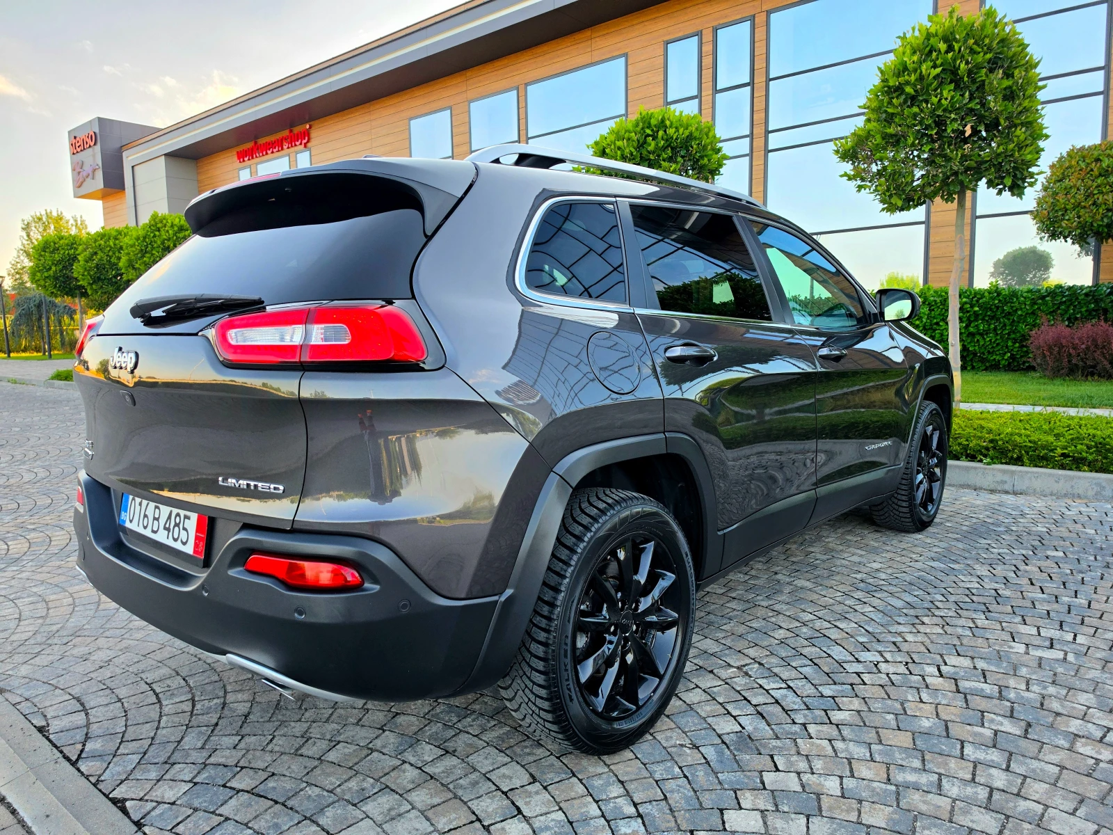 Jeep Cherokee 2.0* MULTI-JET* 4×4* LIMITED* FULL* TOP* , снимка 5 - Автомобили и джипове - 54976583