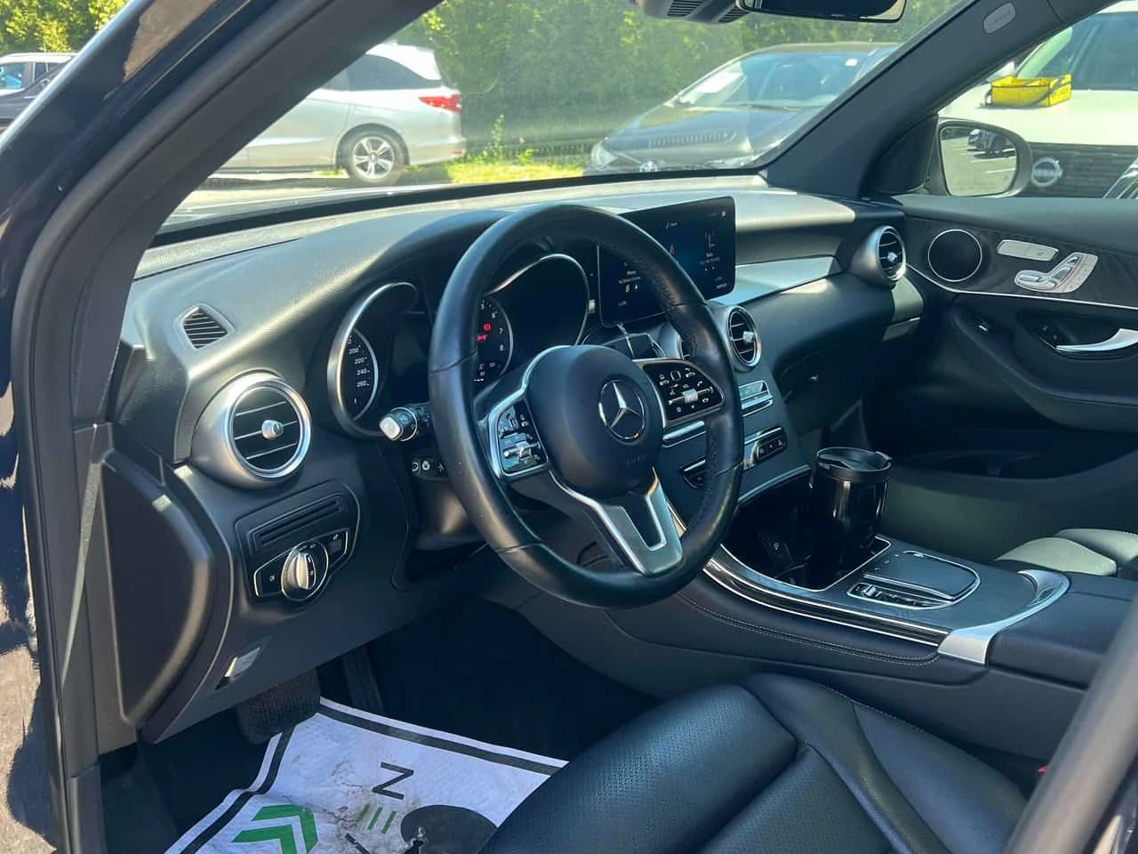 Mercedes-Benz GLC 300 4MATIC/ПАНОРАМА/ПОДГРЕВИ/360, снимка 7 - Автомобили и джипове - 54983657