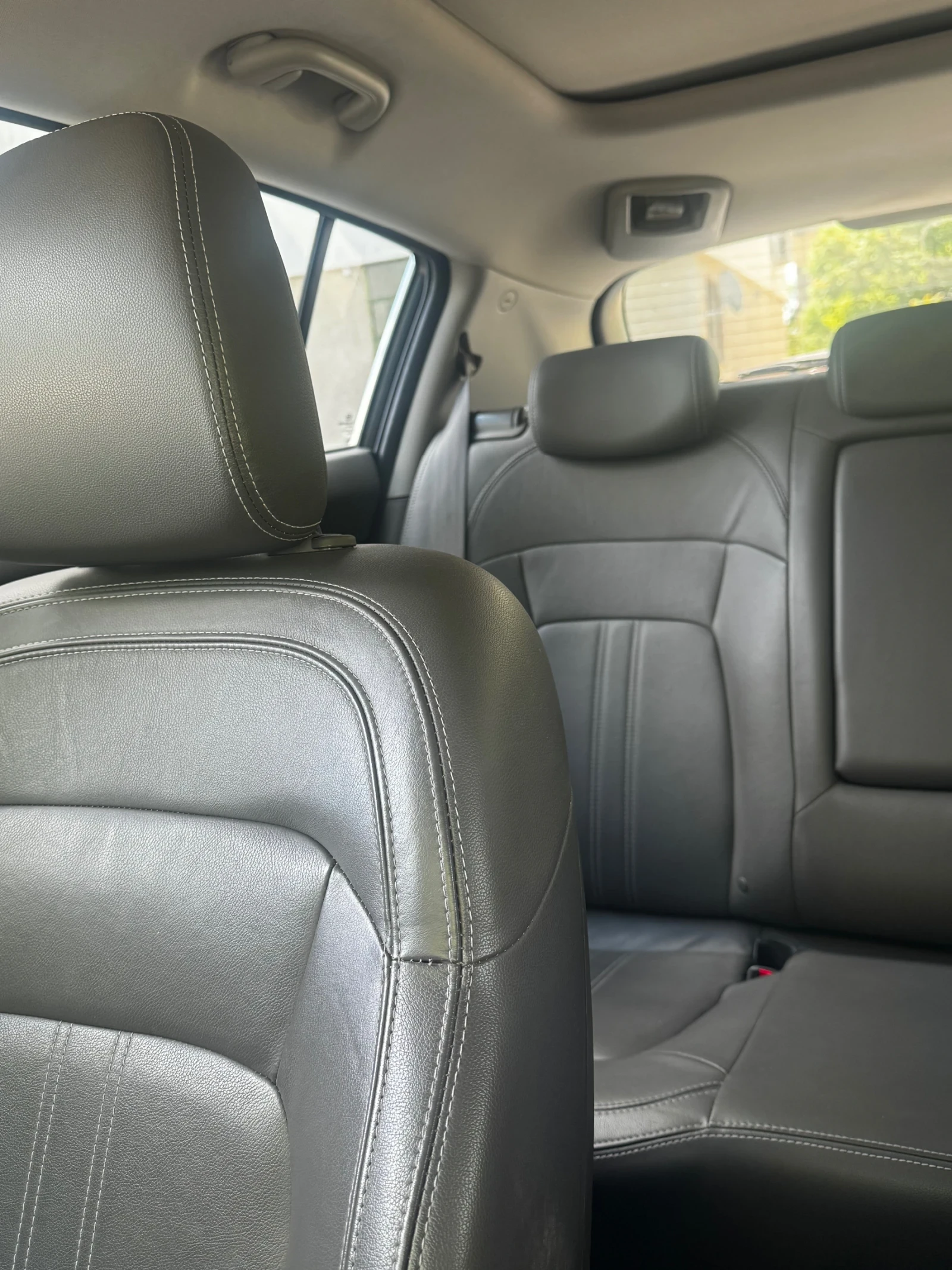 Kia Sportage Купен от Кия България, снимка 17 - Автомобили и джипове - 55076571