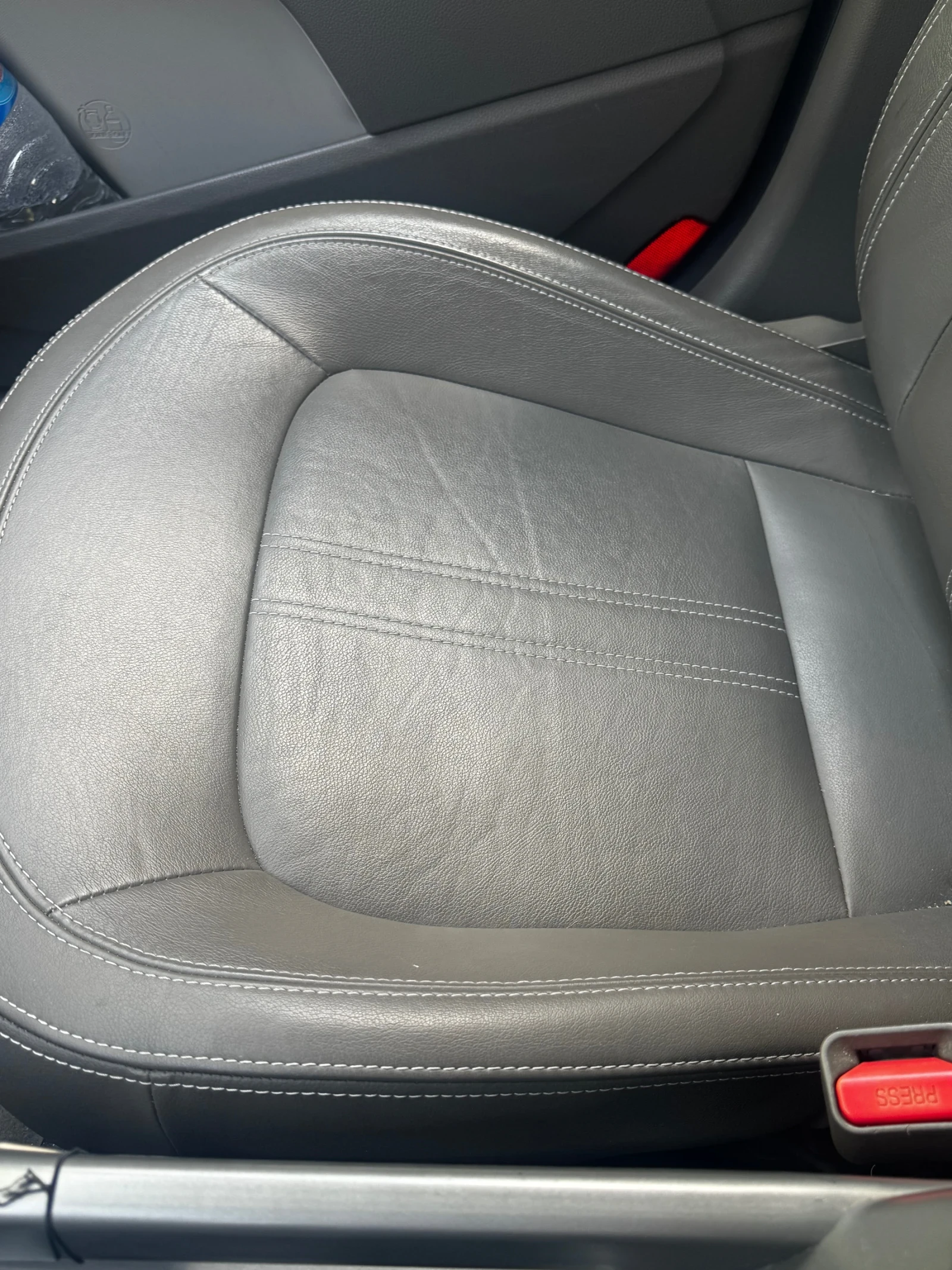 Kia Sportage Купен от Кия България, снимка 14 - Автомобили и джипове - 55076571
