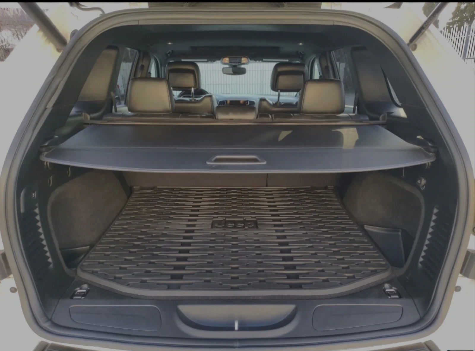 Jeep Grand cherokee 3.6 Petrol/LPG, снимка 11 - Автомобили и джипове - 55480937