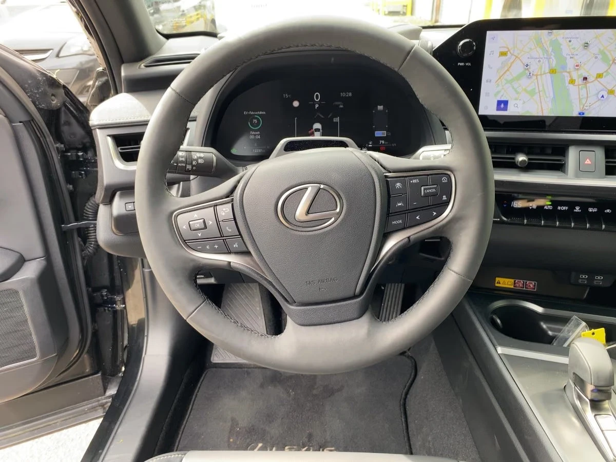 Lexus UX HEV/199HP/F-SPORT/CAM/ACC/LED/NAVI/KLESS/612q, снимка 8 - Автомобили и джипове - 55719370