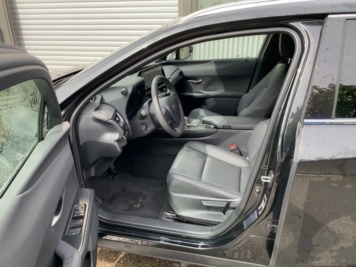 Lexus UX HEV/199HP/F-SPORT/CAM/ACC/LED/NAVI/KLESS/612q, снимка 6 - Автомобили и джипове - 55719370