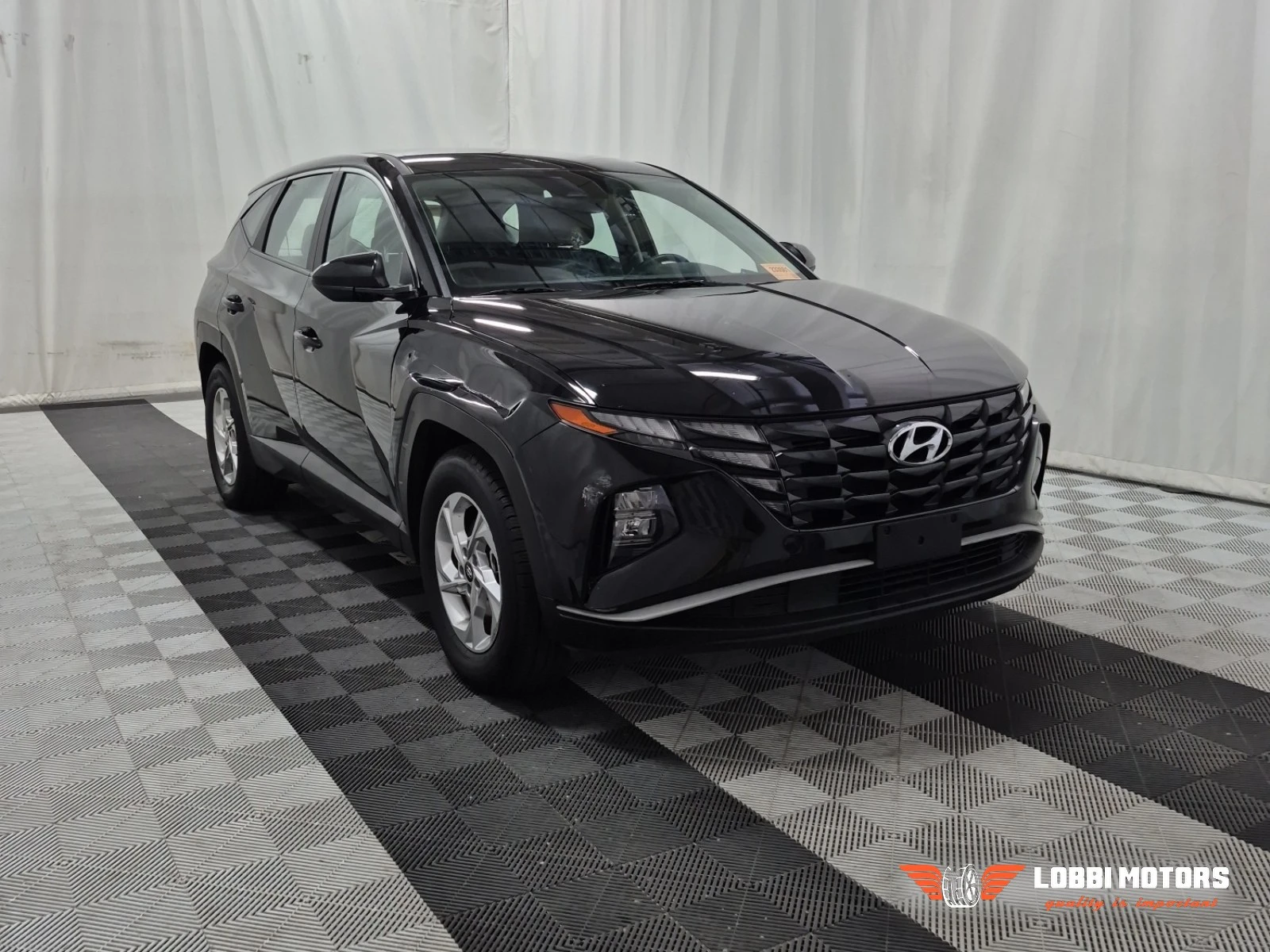Hyundai Tucson, снимка 2 - Автомобили и джипове - 56018314