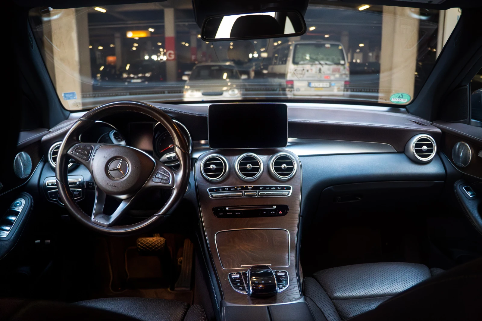 Mercedes-Benz GLC 220 CDI 4MATIC AIRMATIC, снимка 11 - Автомобили и джипове - 56152518