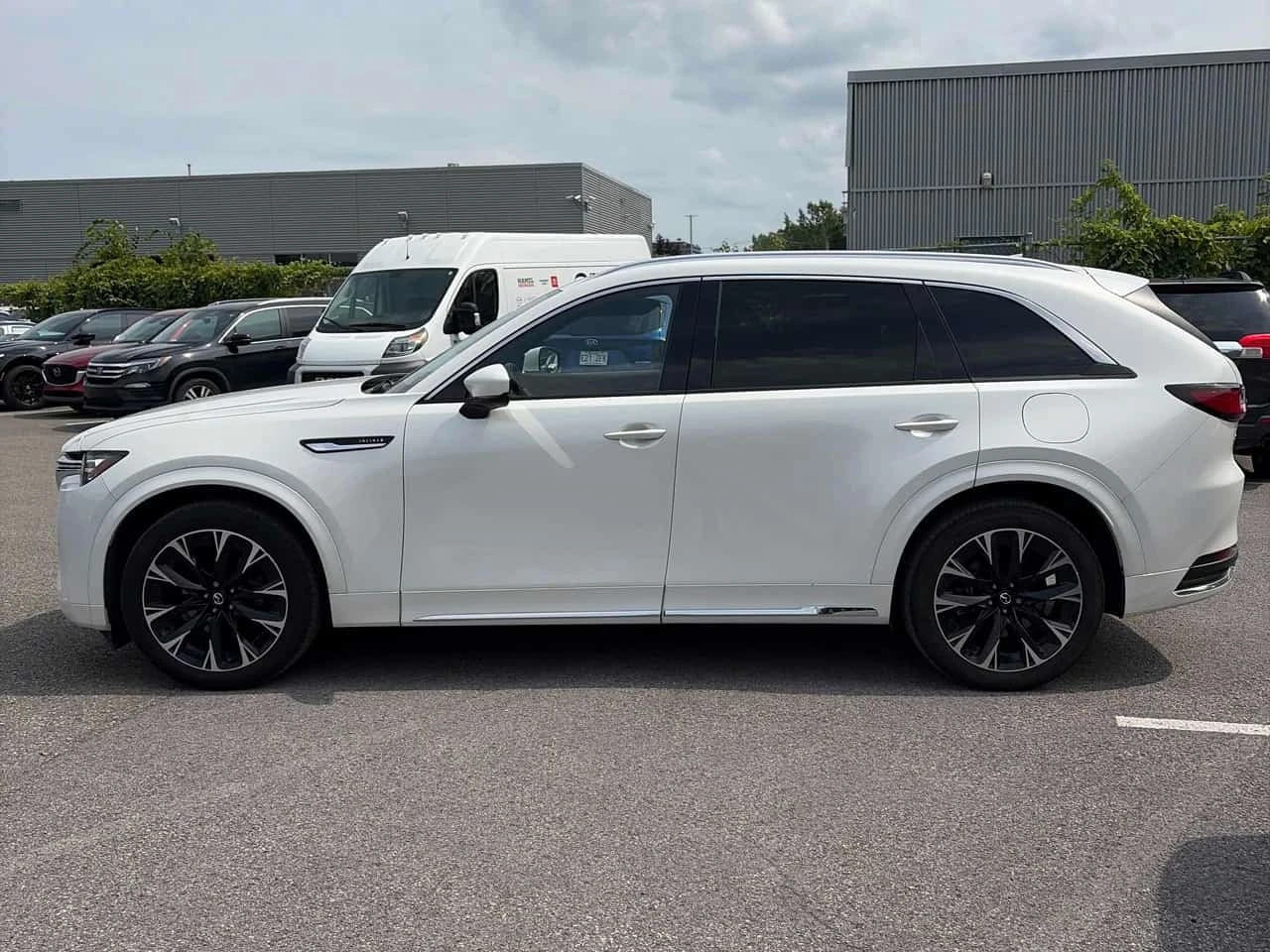 Mazda CX-90 Signature /ПОДГРЕВ/ОБДУХ/CARFAX/ОТ ПРЕДСТАВИТЕЛСТВ, снимка 2 - Автомобили и джипове - 56185777