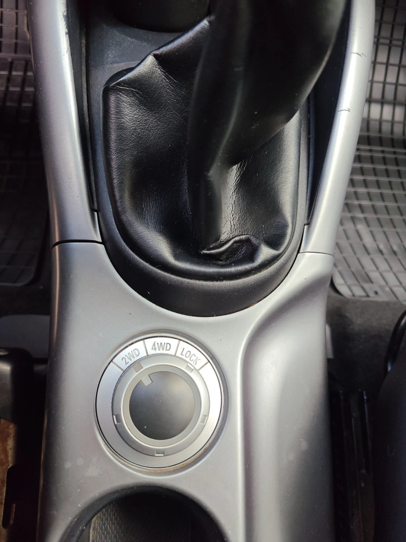 Mitsubishi Outlander 2.4  4WD ��� | Mobile.bg � ����������� 13