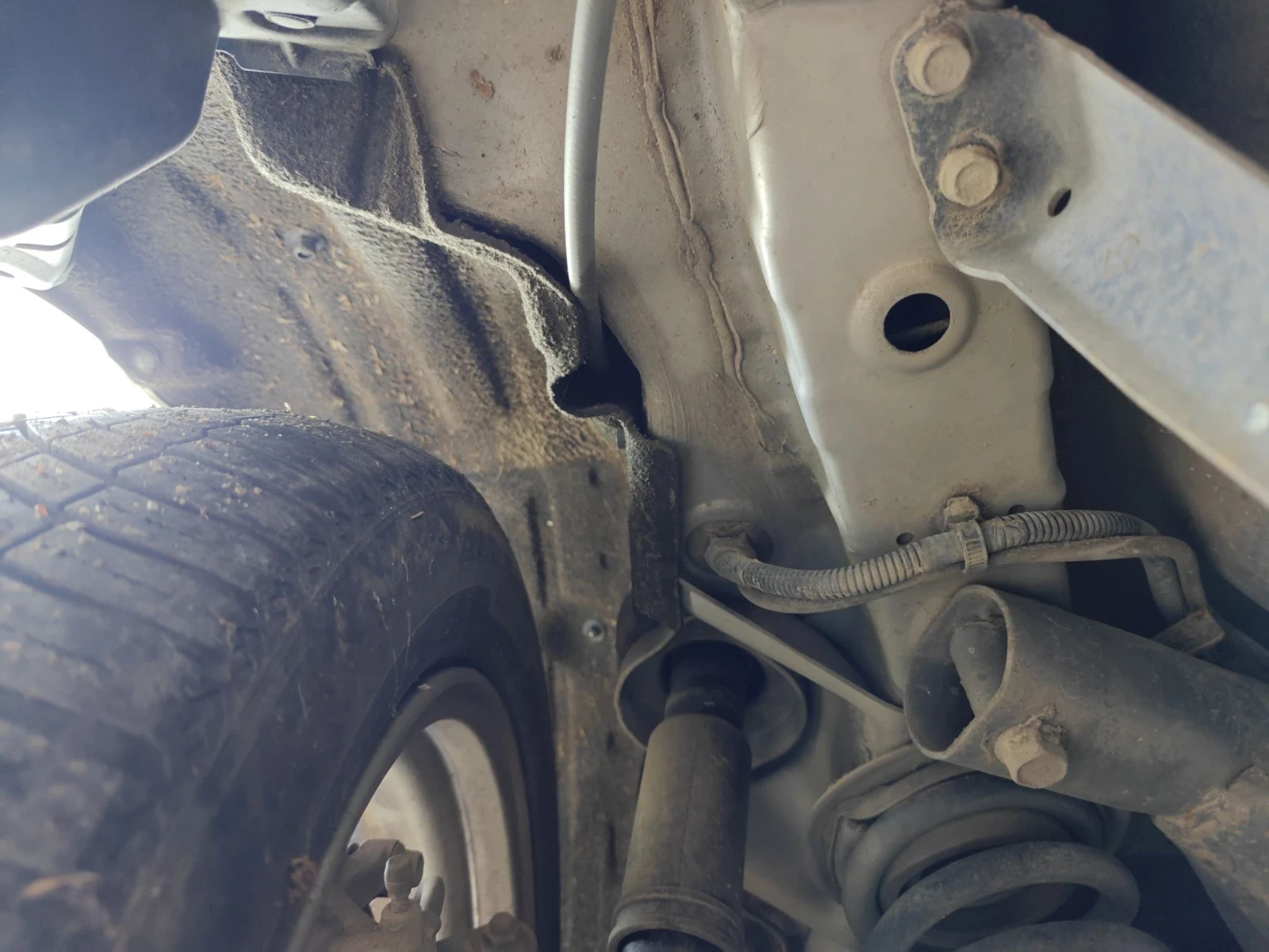 Mitsubishi Outlander 2.4  4WD ��� | Mobile.bg � ����������� 14