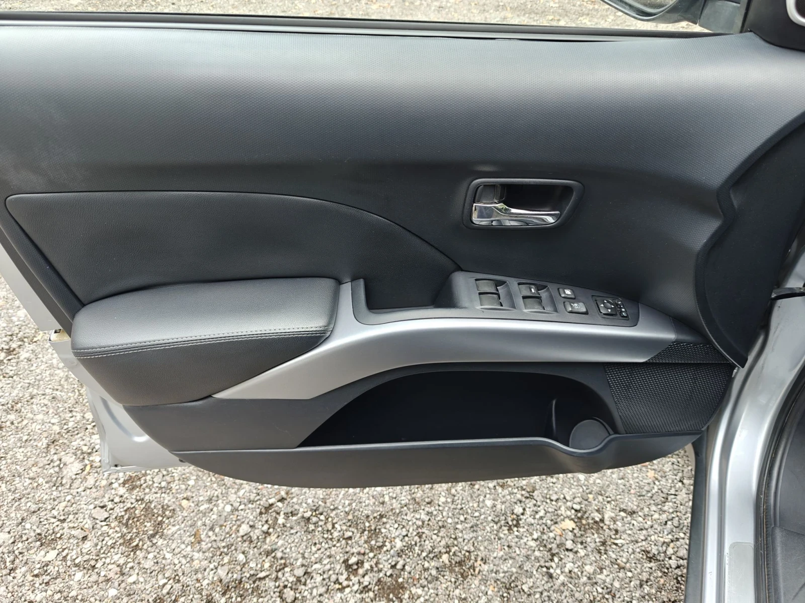 Mitsubishi Outlander 2.4  4WD ��� | Mobile.bg � ����������� 15