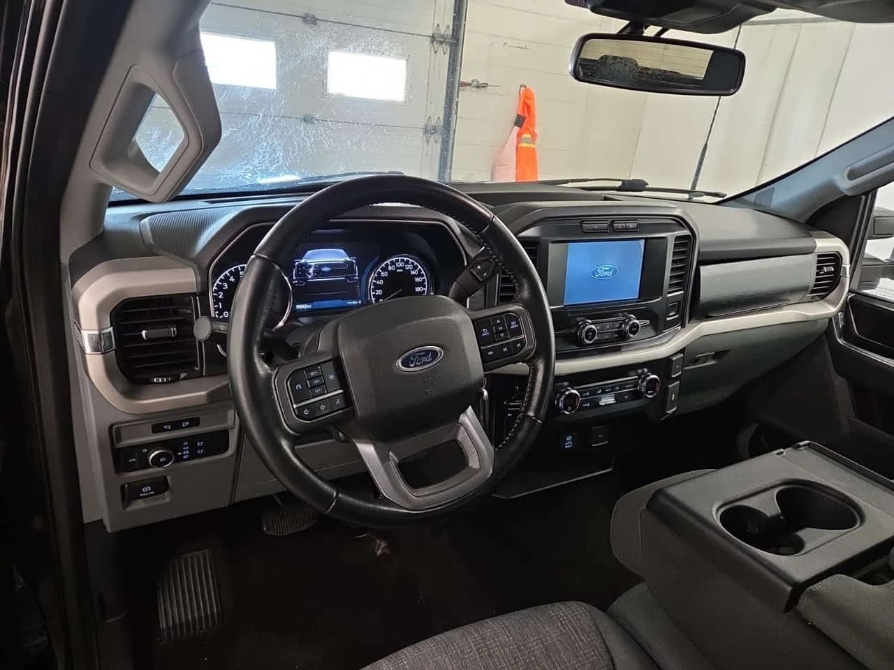 Ford F150 * XLT CREW CAB SHORT BED * CARFAX * , снимка 10 - Автомобили и джипове - 56737721