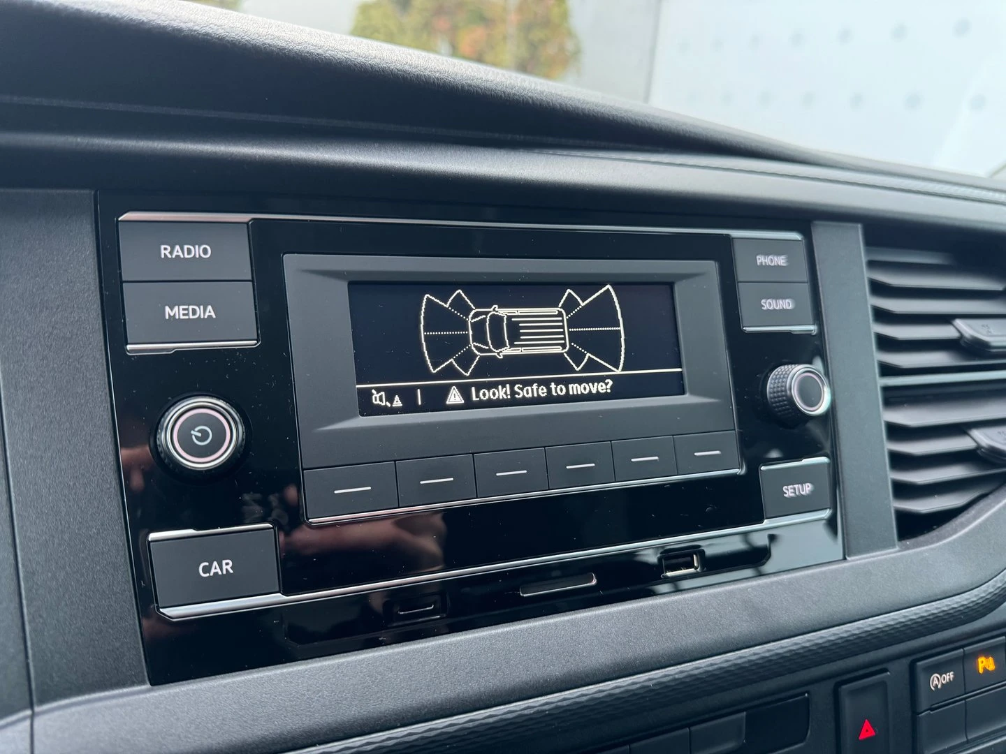 VW Transporter Kombi L 6.7 m3 TDI | Mobile.bg   11