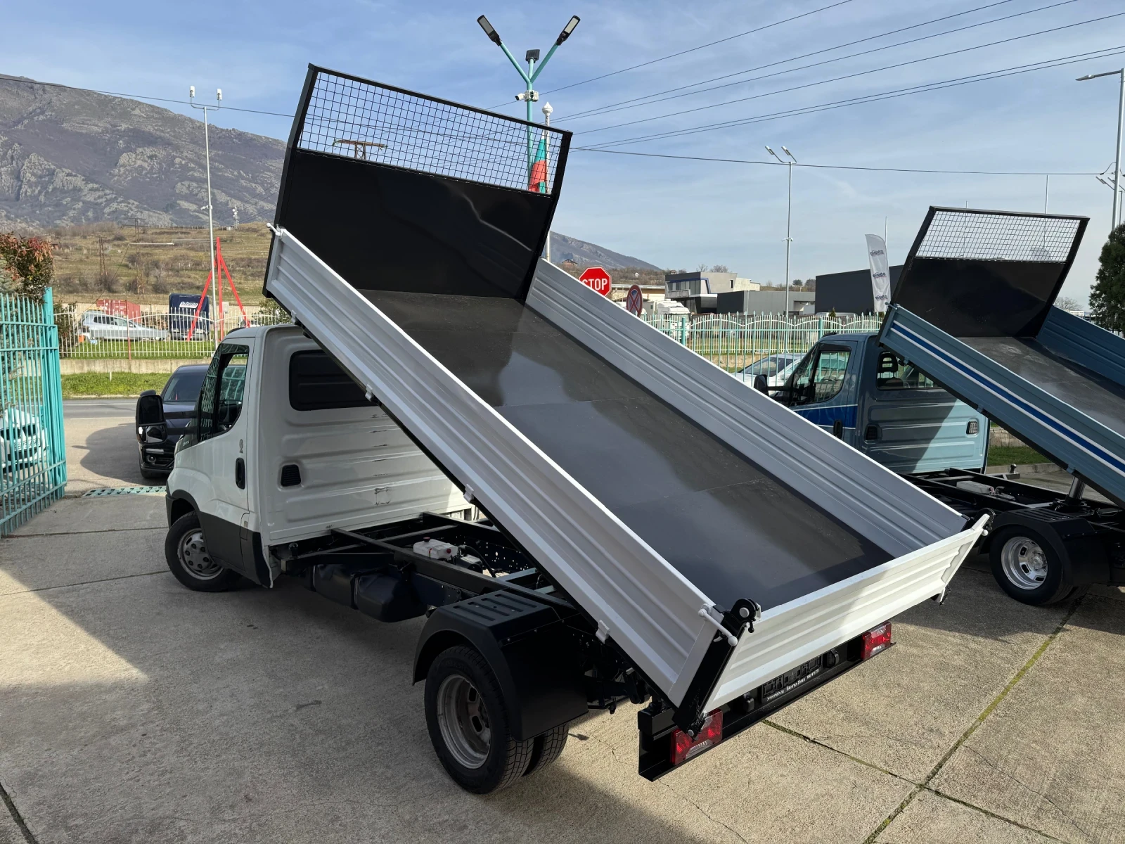 Iveco Daily 3.0HPI* Климатик* Тристранен самосвал* 3.80м кош - изображение 7