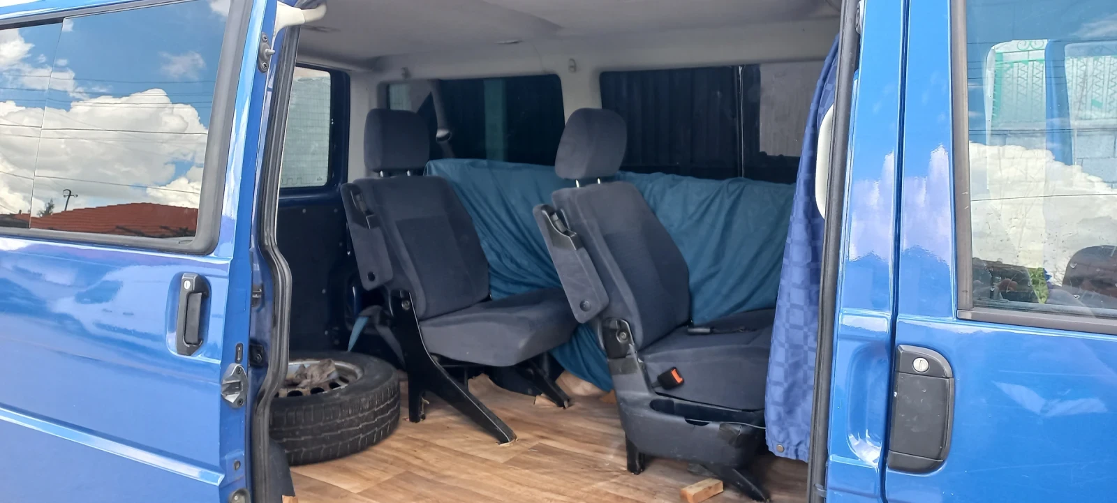 VW Caravelle 4?4, снимка 10 - Бусове и автобуси - 54058691