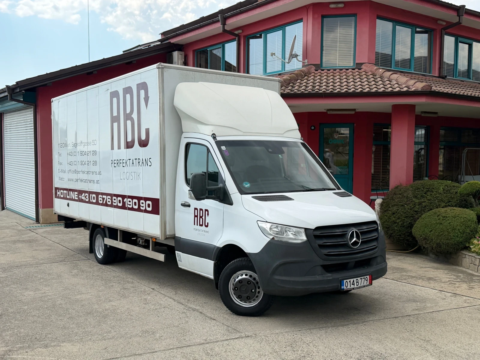 Mercedes-Benz Sprinter 516 CDI* Климатик* 4.80 метра фургон, снимка 16 - Бусове и автобуси - 55791734