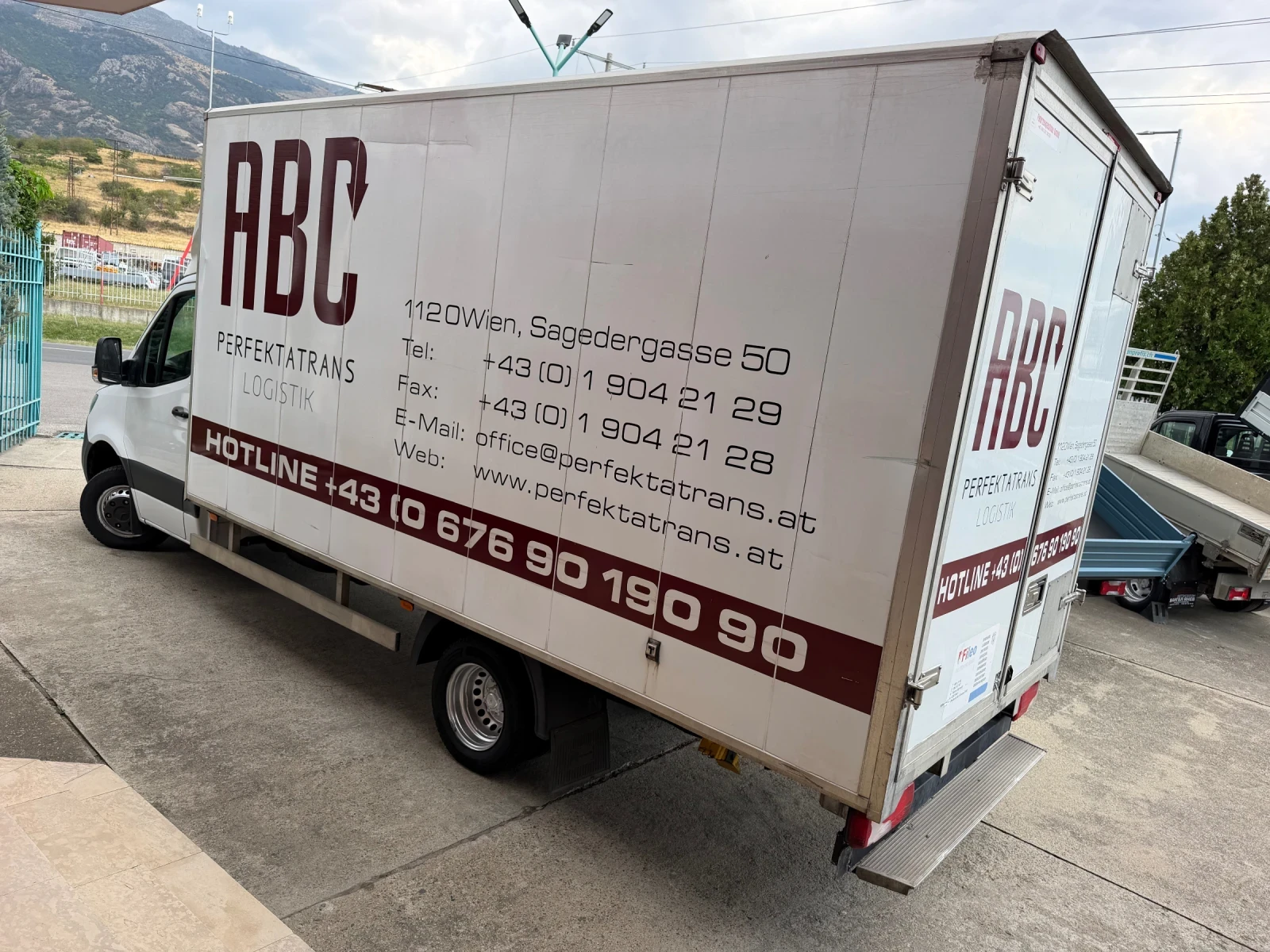 Mercedes-Benz Sprinter 516 CDI* Климатик* 4.80 метра фургон, снимка 10 - Бусове и автобуси - 55791734