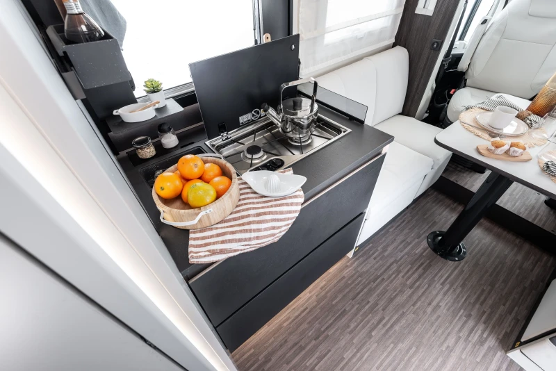 Кемпер Mobilvetta KEA P86 2026, снимка 9 - Каравани и кемпери - 52611746