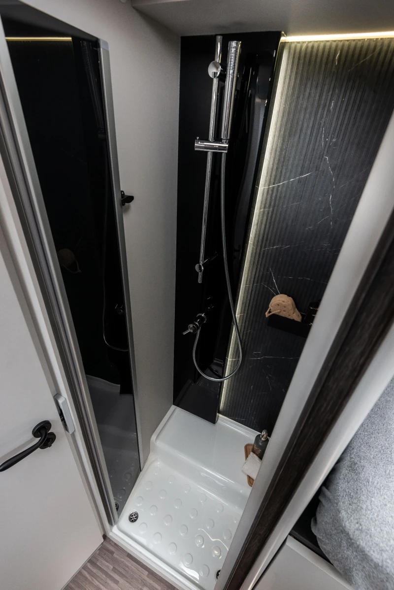 Кемпер Mobilvetta KEA P86 2026, снимка 16 - Каравани и кемпери - 52611746