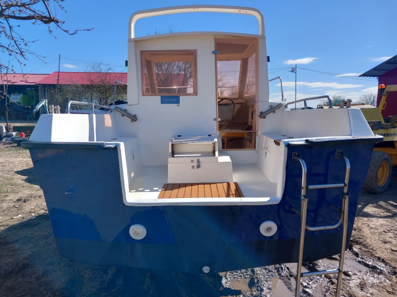 Лодка CNA Clear Liner 600 Pilothouse - изображение 6