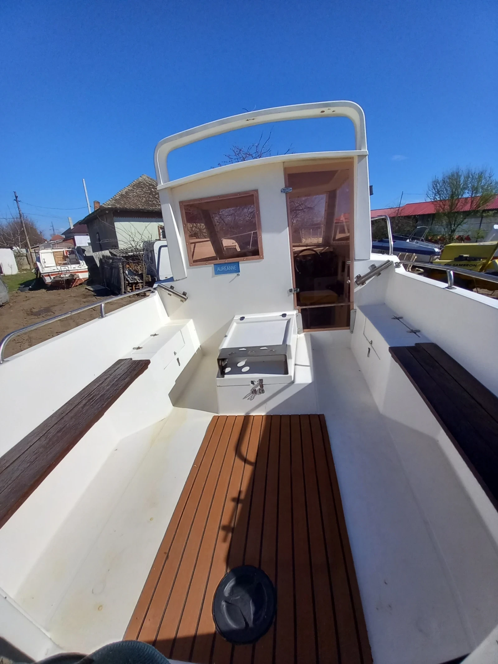 Лодка CNA Clear Liner 600 Pilothouse - изображение 7