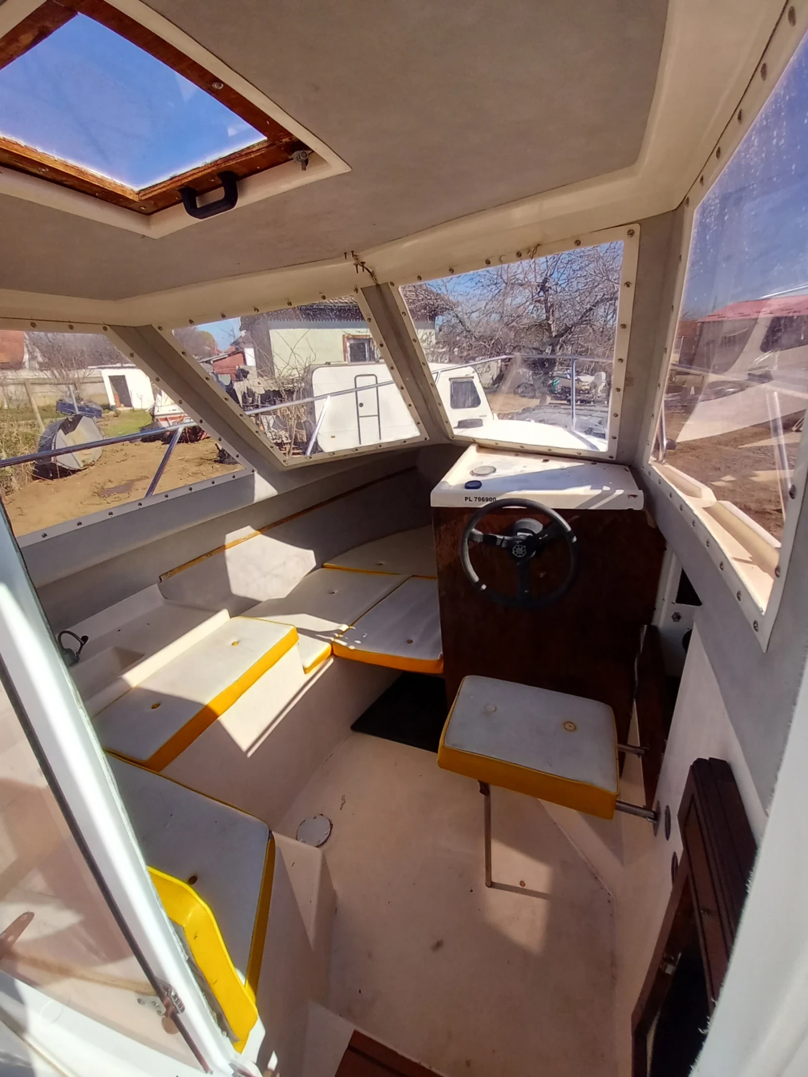 Лодка CNA Clear Liner 600 Pilothouse - изображение 8